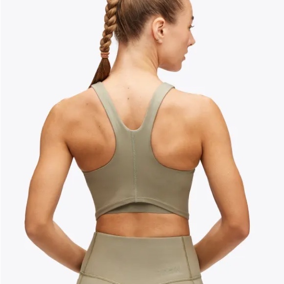 NWT Hoka Elaro Crop Bra in Olive Haze - Picture 2 of 8